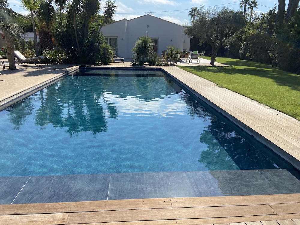Guesthouse Le Mas De La Dame 17/19