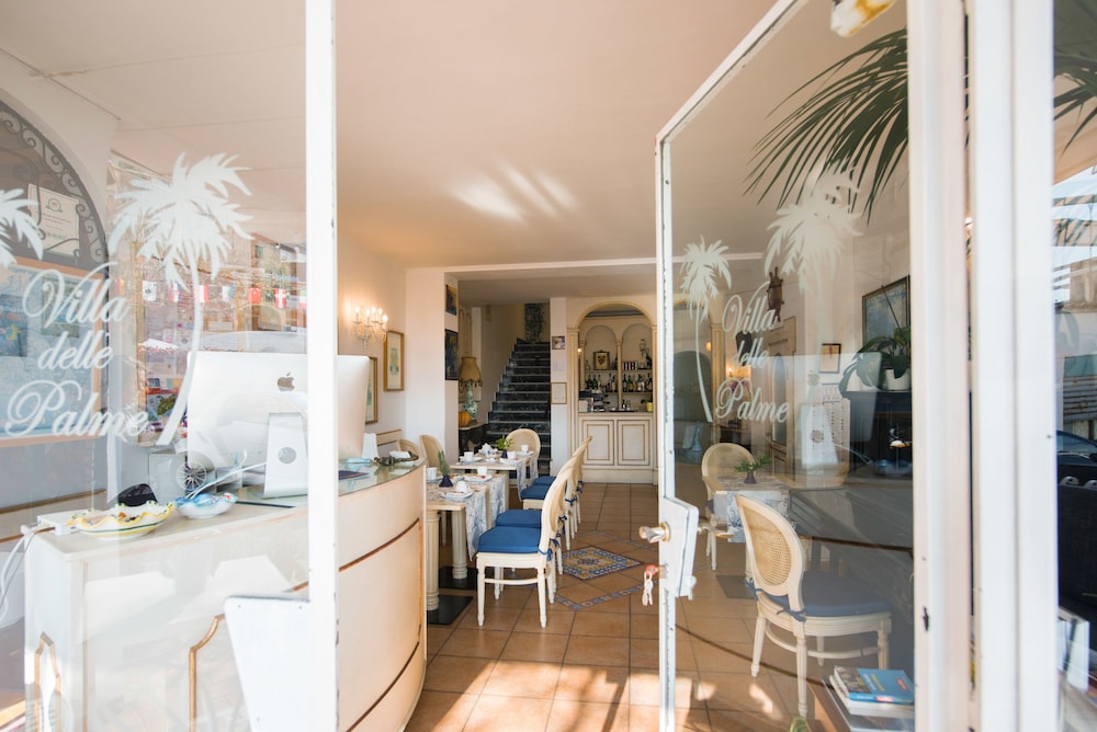 Villa Delle Palme Hotel 34/50