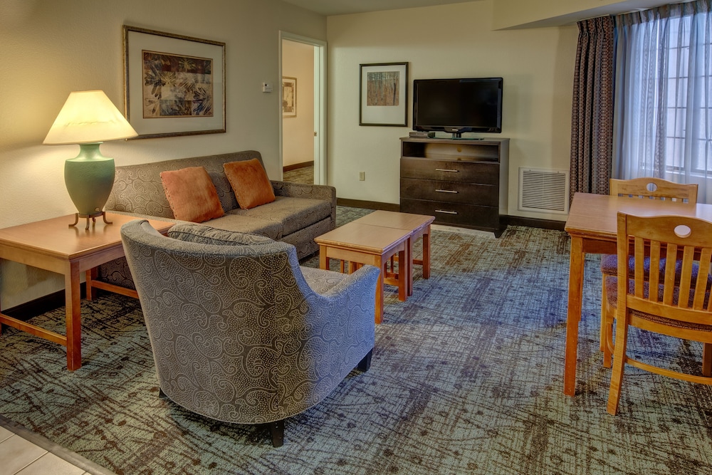 Staybridge Suites Denver - Cherry Creek 38/60
