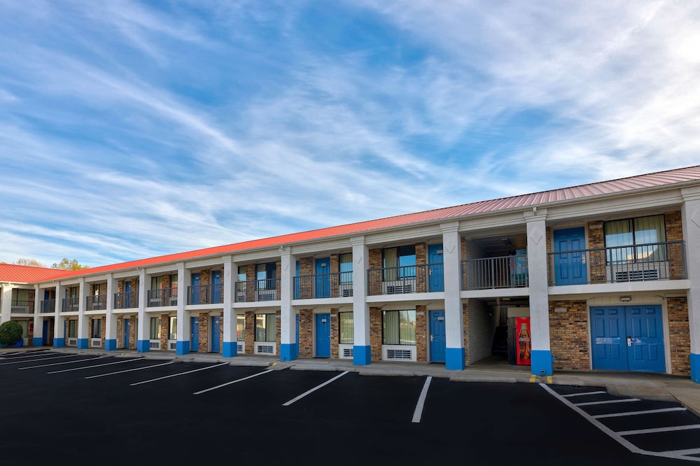 Motel6 Cookeville, TN in COOKEVILLE - TN
