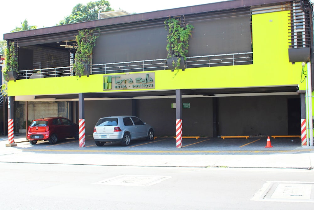 Terra Bella Hotel Boutique 44/48