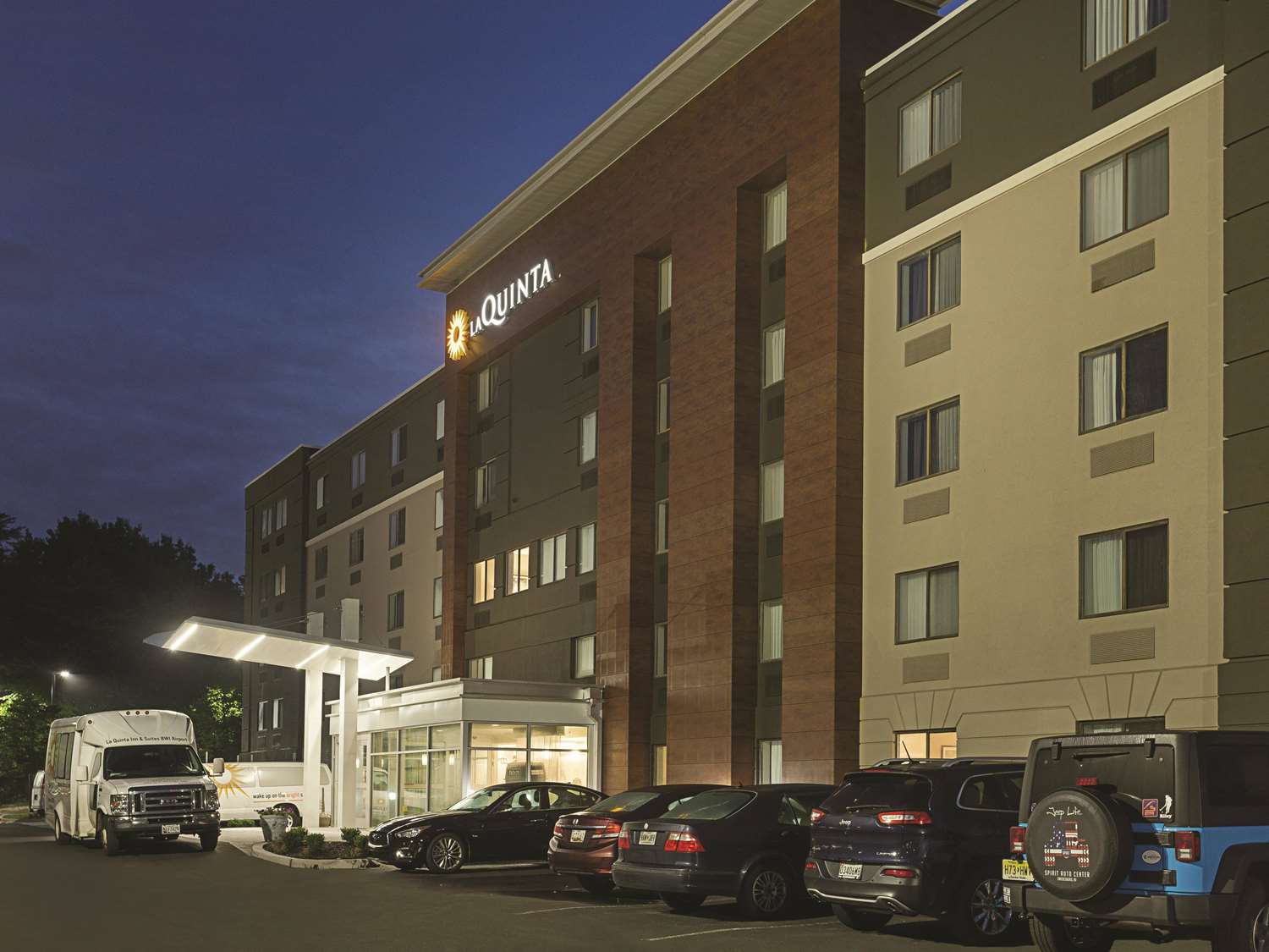 La Quinta Inn & Suites by Wyndham Baltimore BWI Airport 43/52