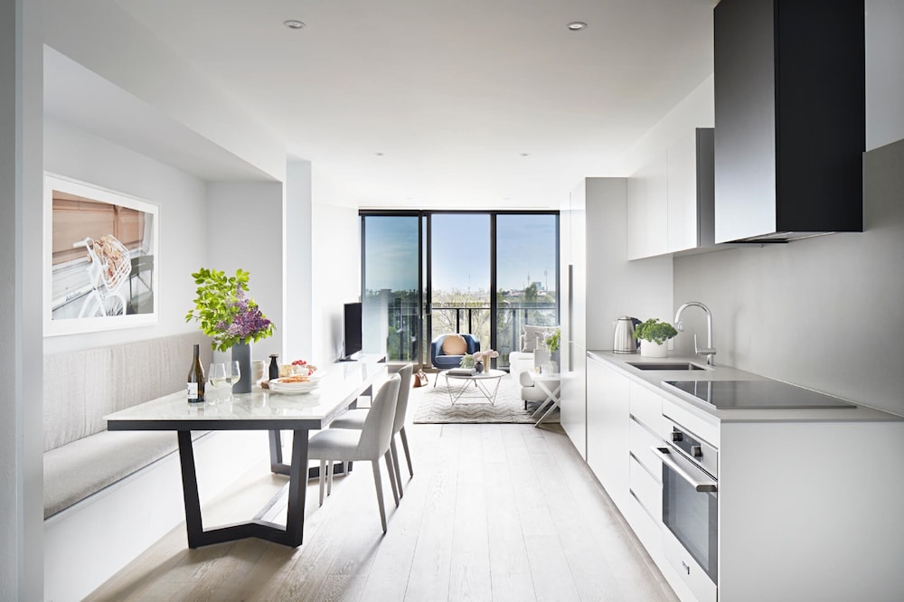 Tyrian Serviced Apartments Melbourne 31/48