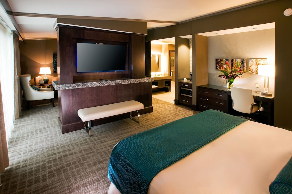 Oasis Hotel & Conv. Center, Ascend Hotel Collection 21/38