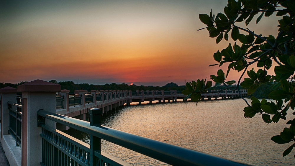 Best Western Intracoastal Inn 13/32