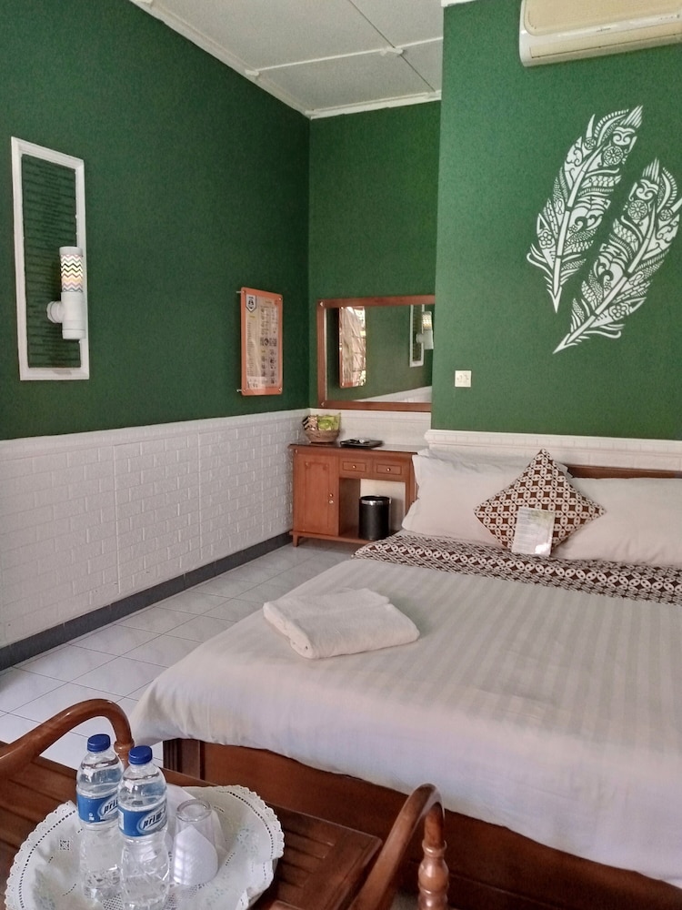 Kusuma Syariah Hotel Yogyakarta 10/40