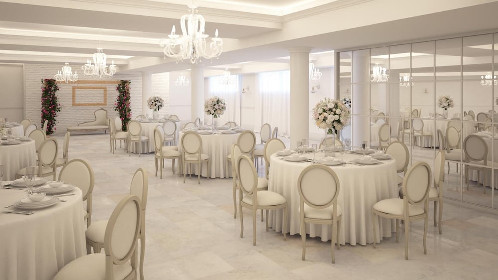 Hotel Reyes Ziries 52/63