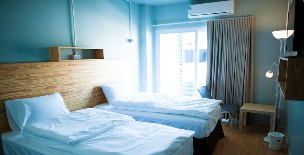 SUPERIOR, TWIN BEDS