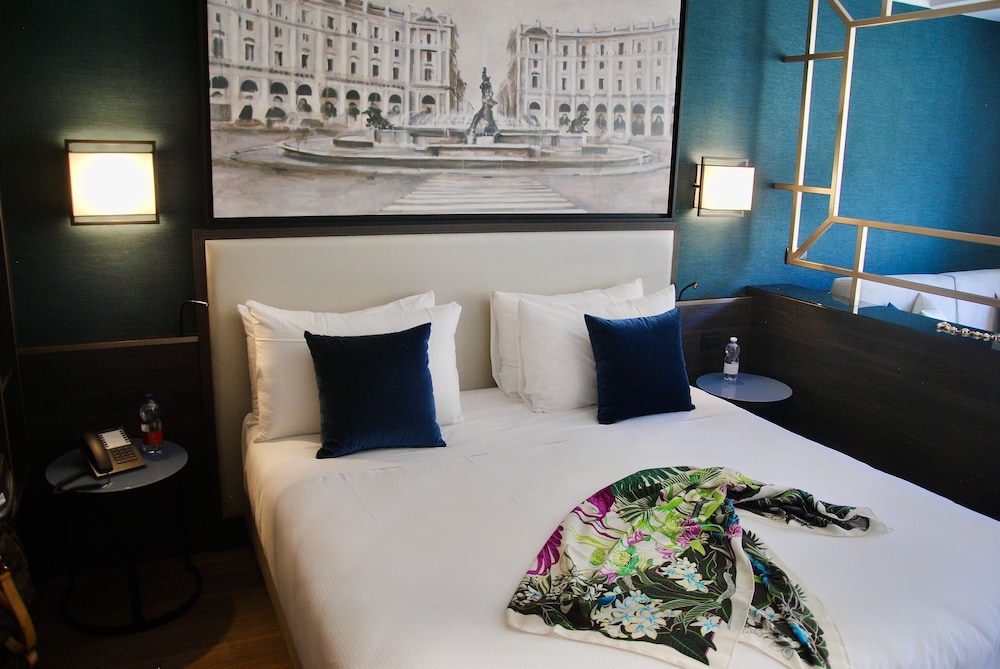 Hotel St Martin 24/63