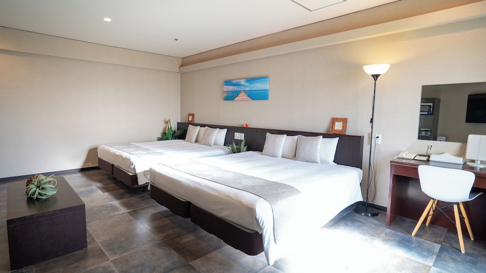 Rycom Crystal Hotel 22/59