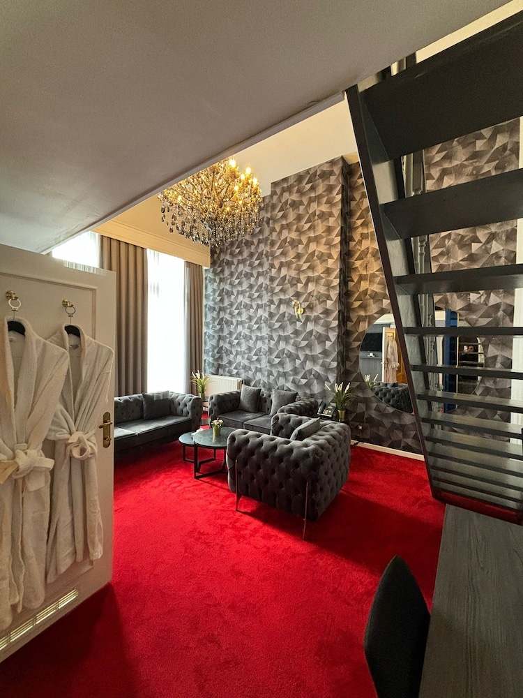 La Bourse Hotel 28/39