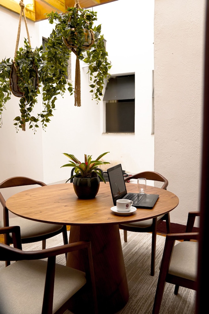 Hotel Euro Suite Pocos de Caldas By Nacional Inn 40/50