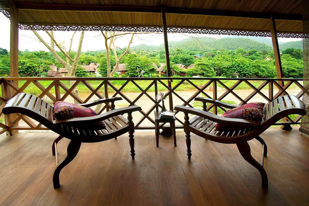 Hotel Des Artists Rose of Pai 28/36