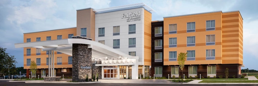 Fairfield Inn & Suites Fort Worth Alliance Airport 2/18