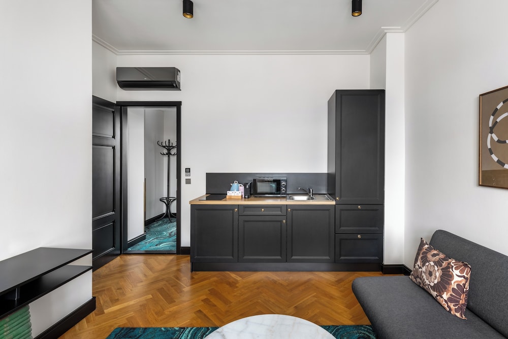 Hotel Republika and Suites 6/41