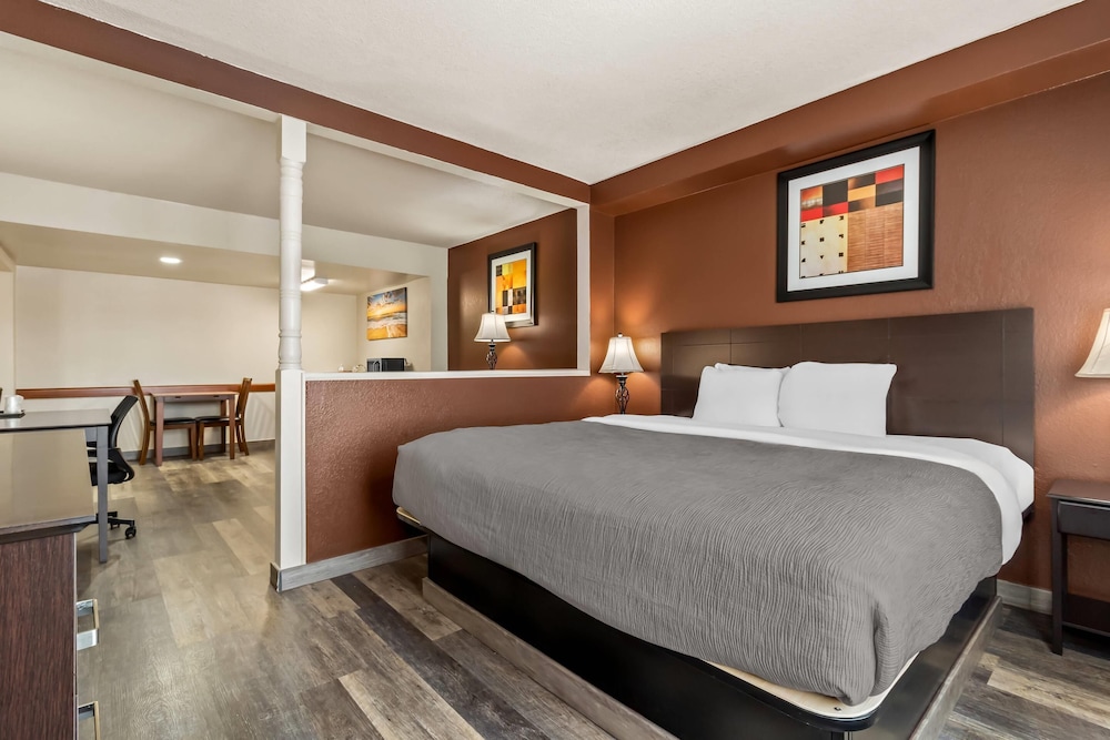 Quality Inn & Suites North Myrtle Beach 23/61