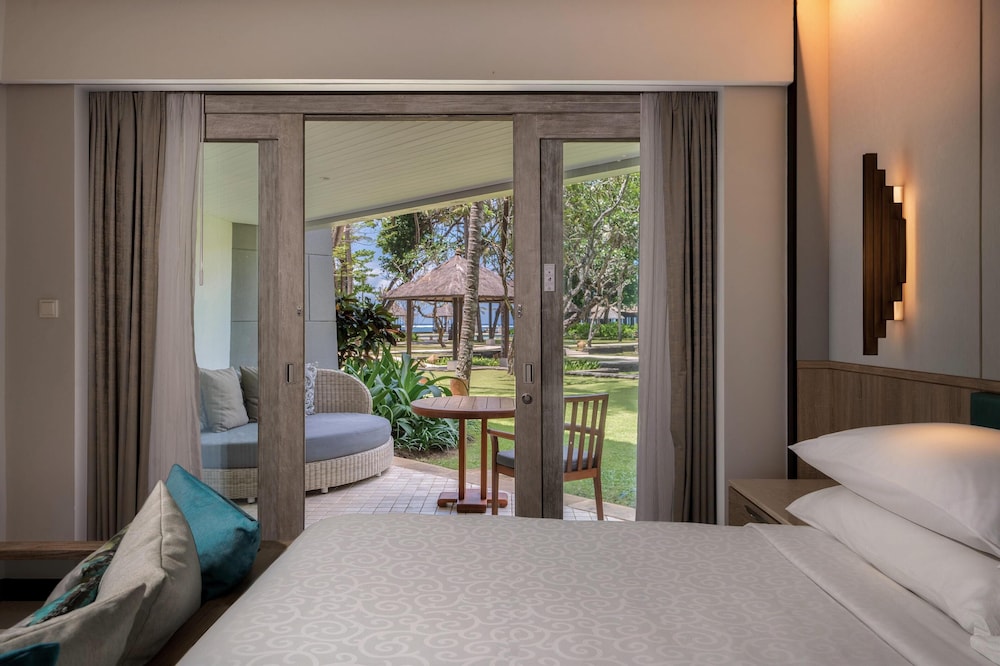 RESORT, DELUXE, TWIN BEDS, BALCONY