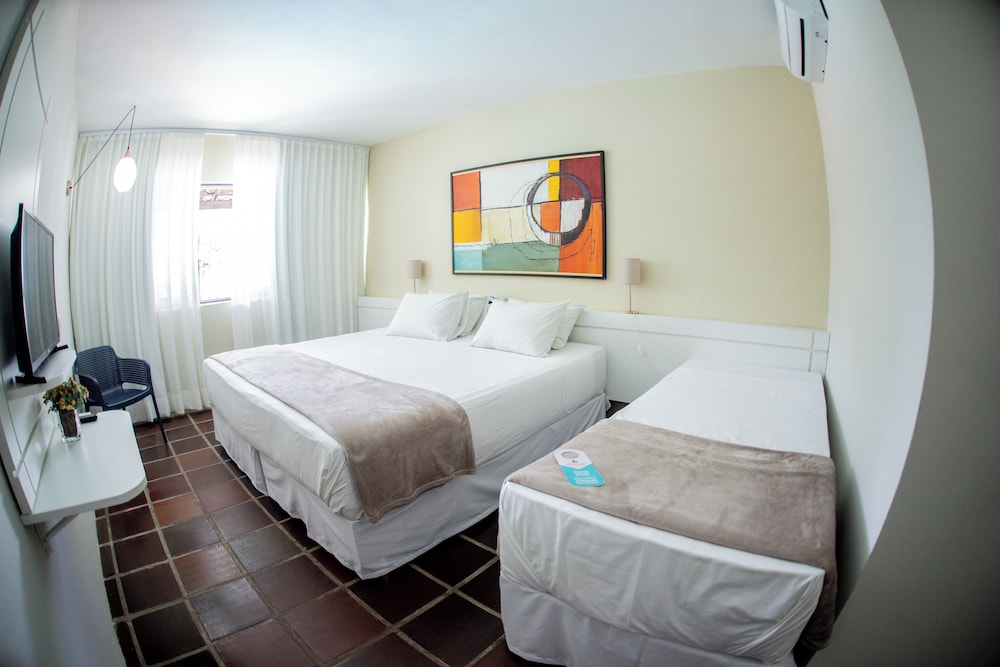 ORANGE PRAIA HOTEL 9/37