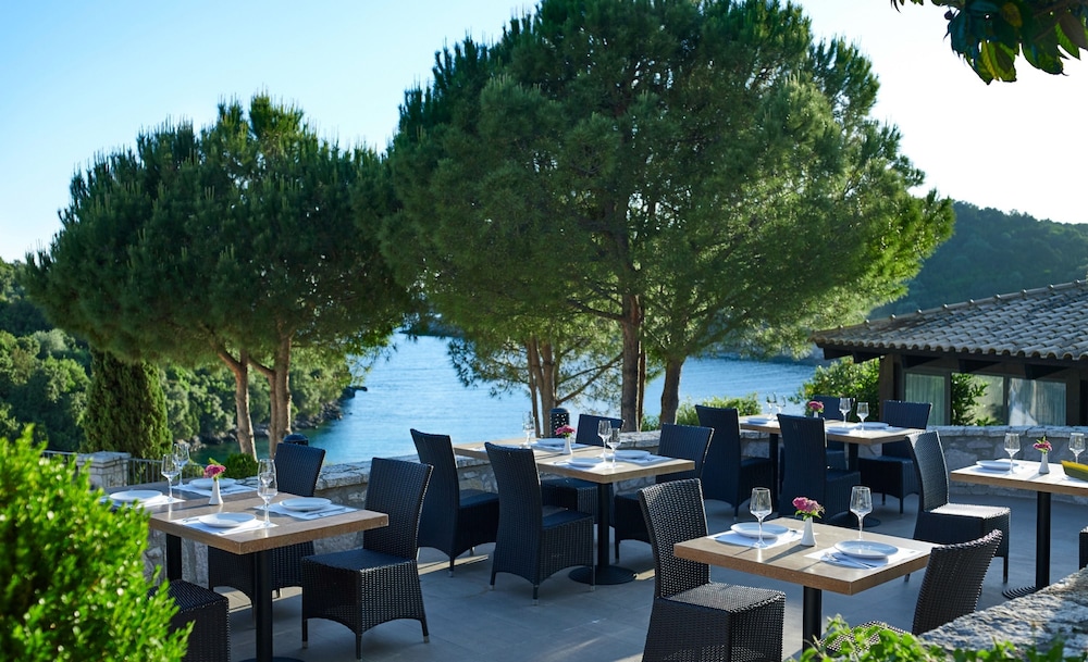 Movenpick Resort Agios Nikolaos Sivota 37/39