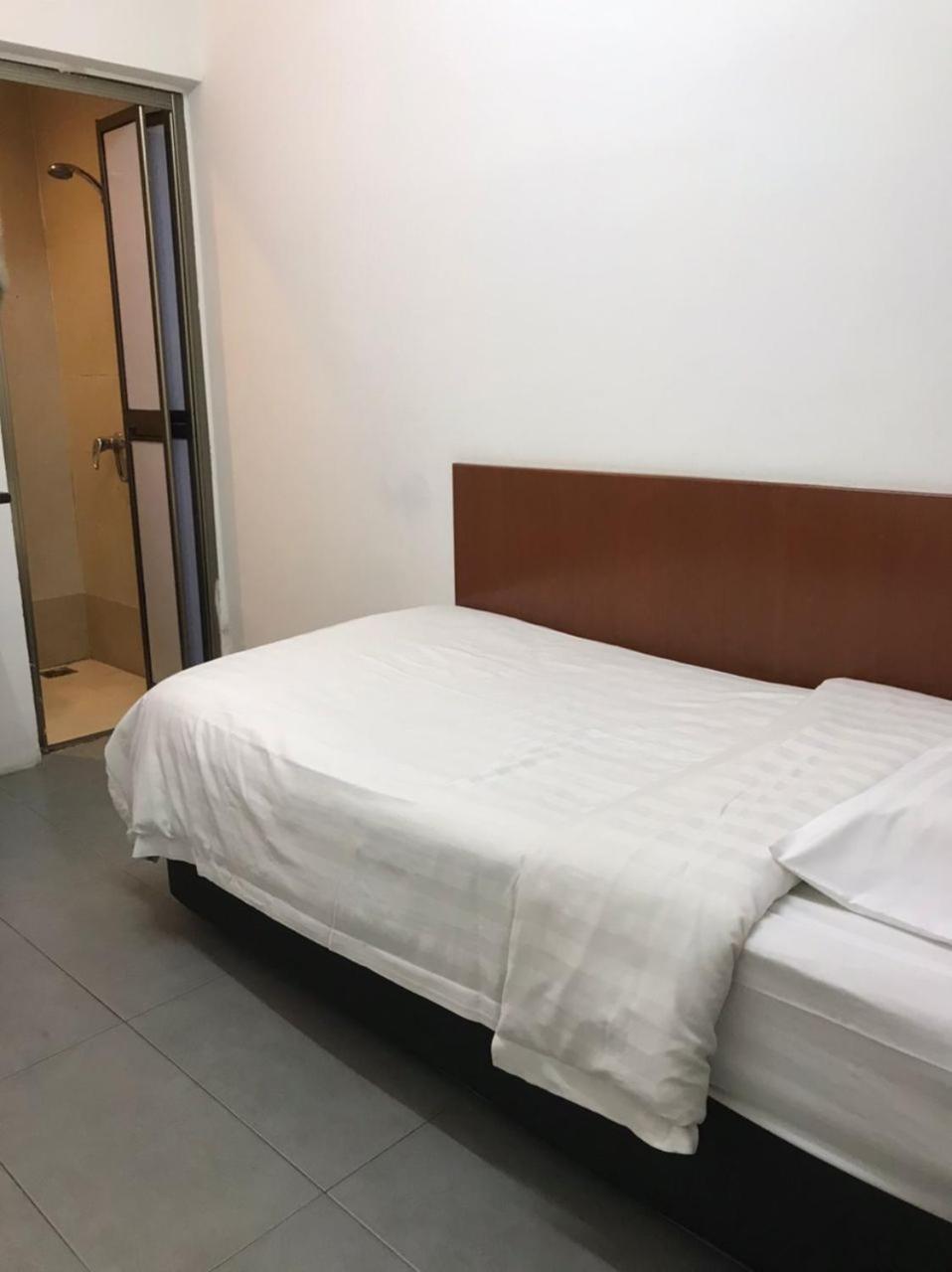 غرفة اقتصادية مفردة، Ming Paragon Hotel 2/3