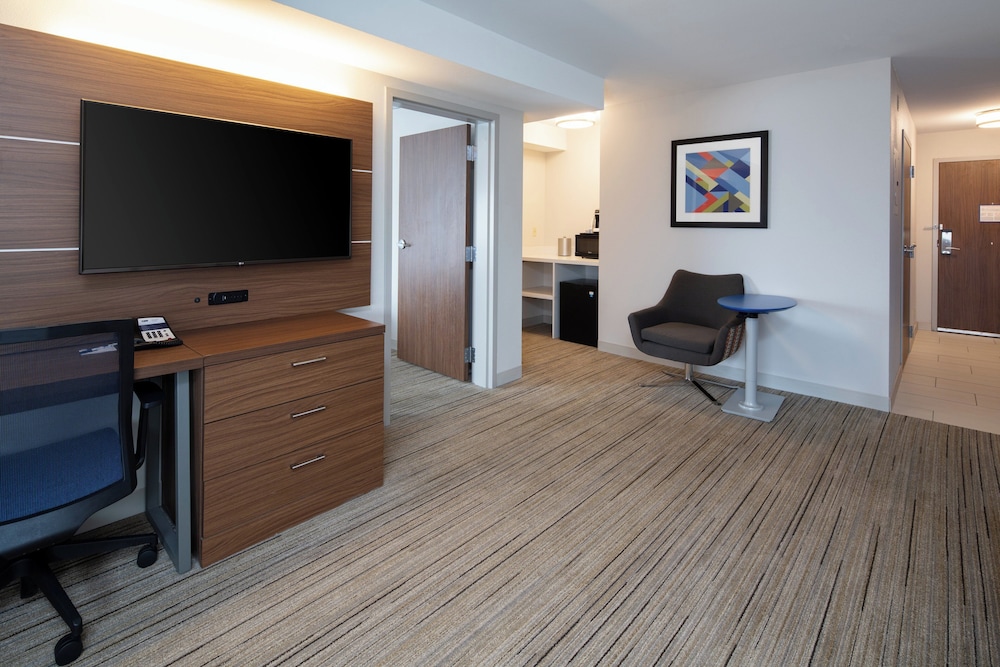 Holiday Inn Express Hotel Suites Seattle Sea Tac Airport 29/44