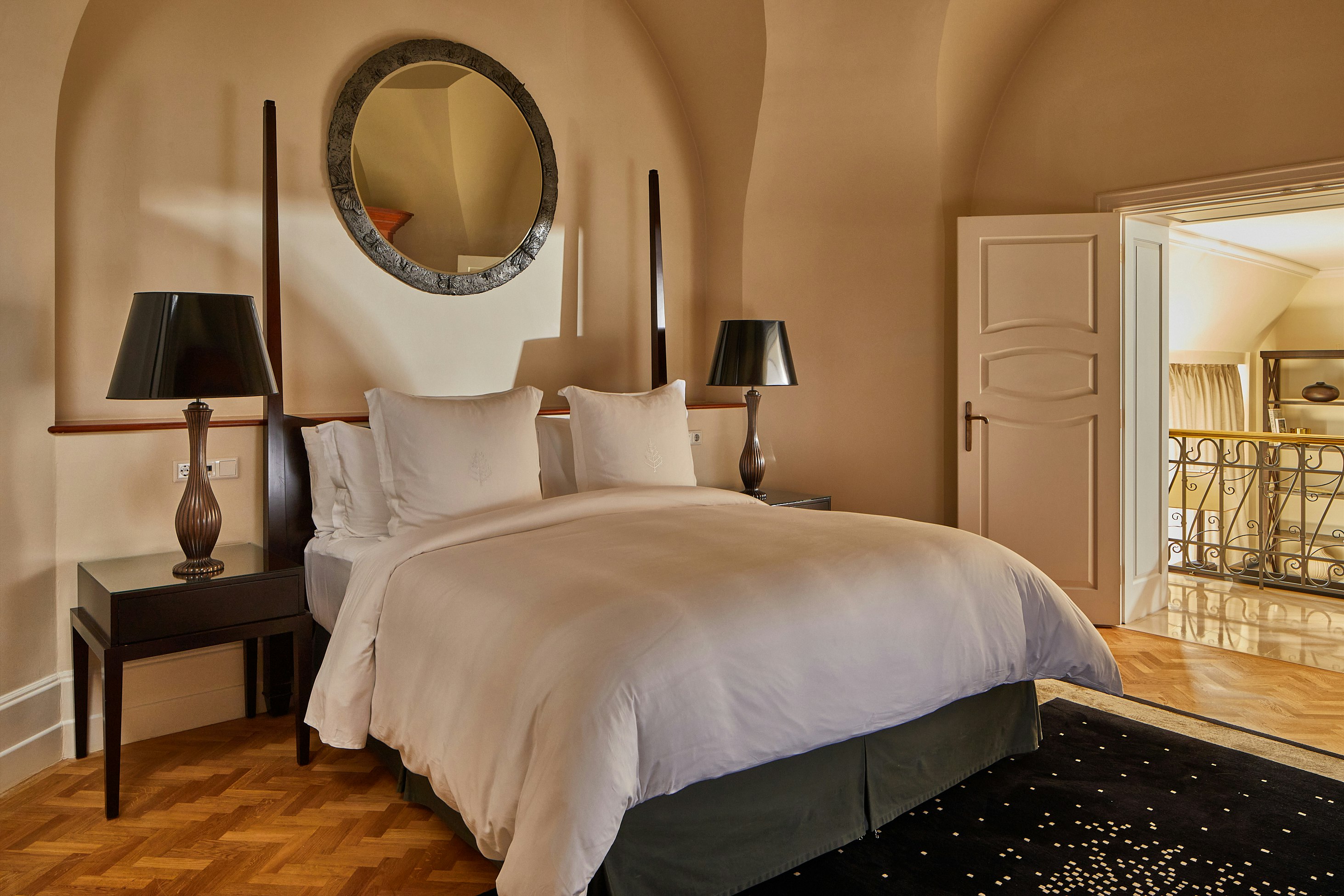 Tower, Suite, King Bed