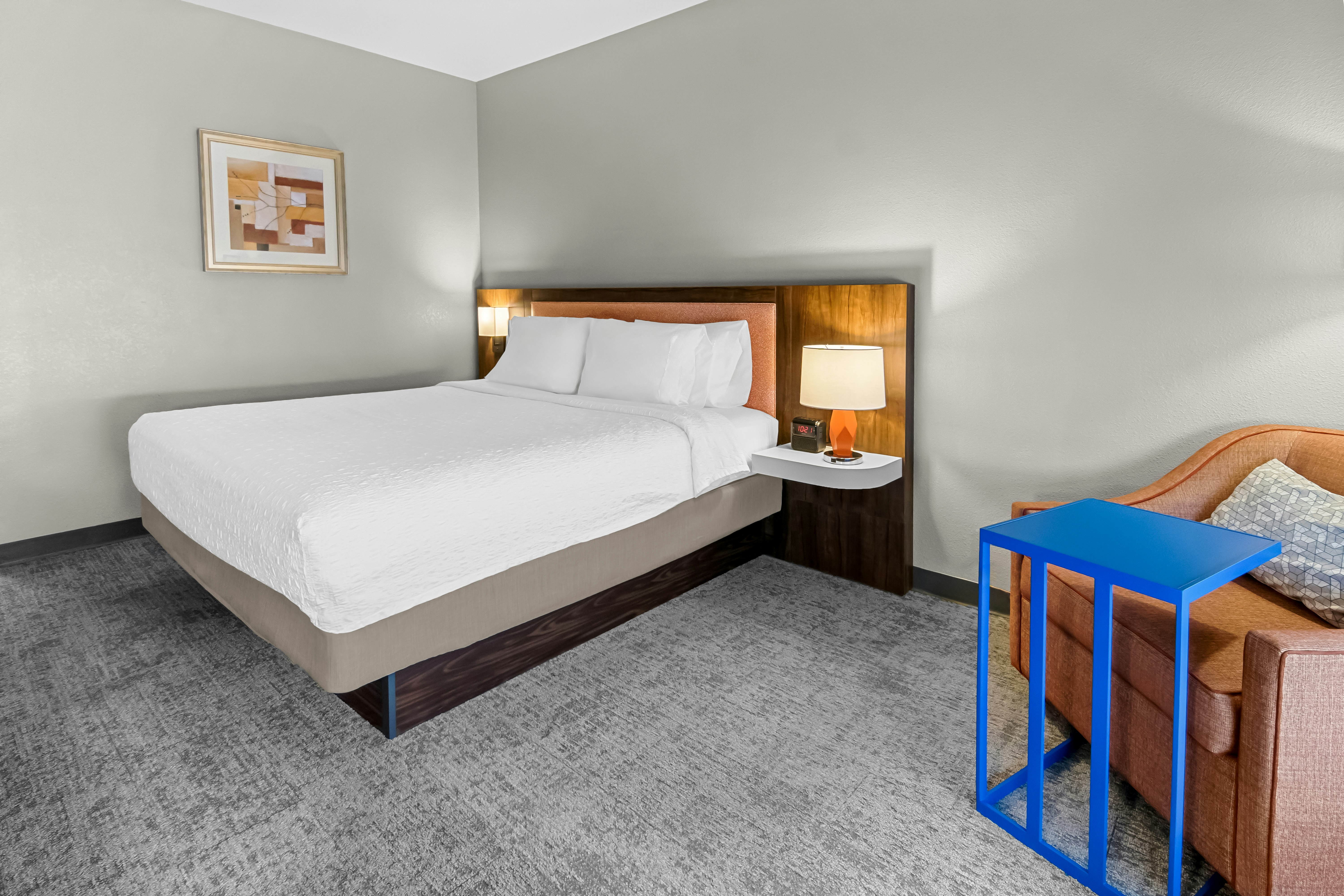 ROOM, KING BED