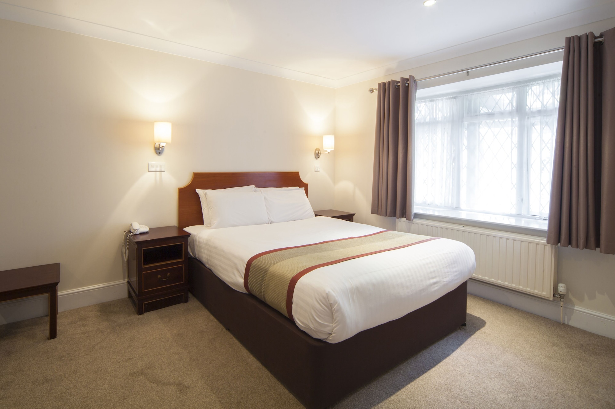 STANDARD, DOUBLE BED