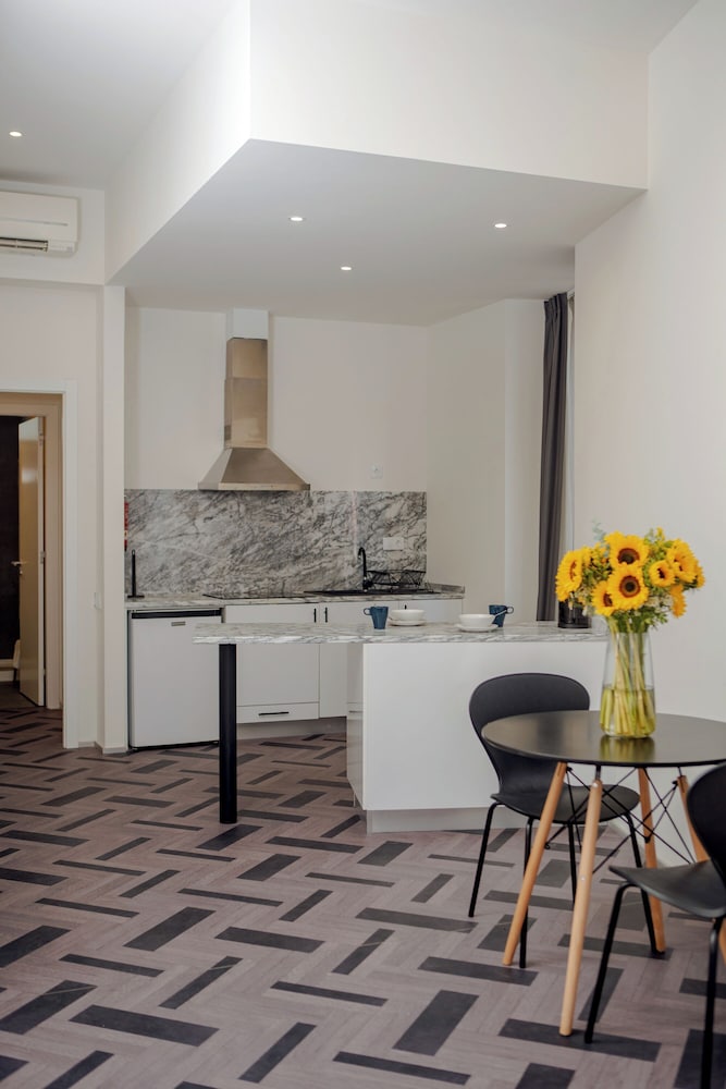 Gloria Suites by Lx Way 5/39