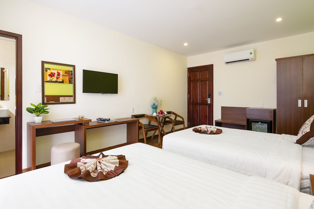Tay Bac Hotel 31/75