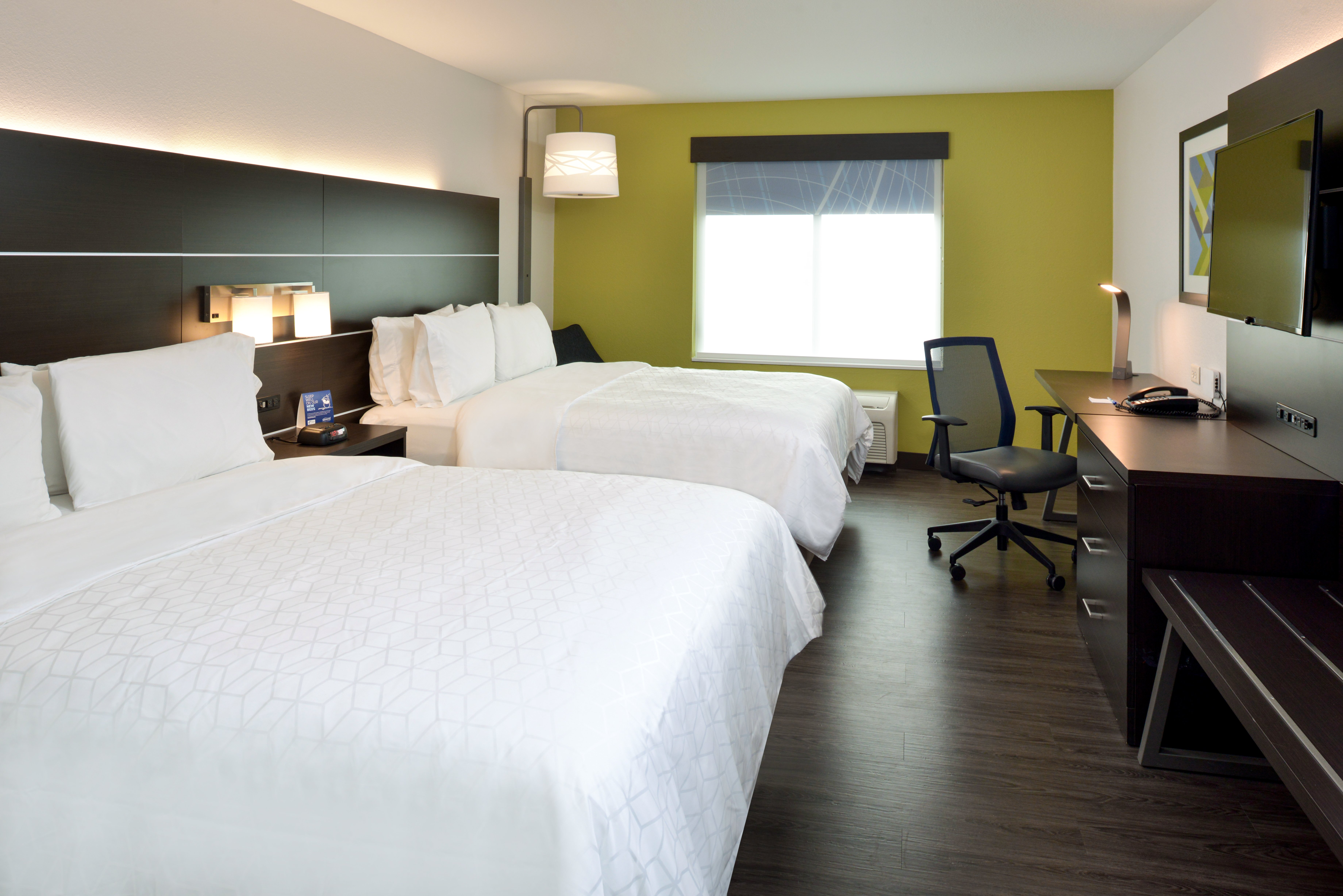 Holiday Inn Express Hotel And Suites Pueblo North 15/57