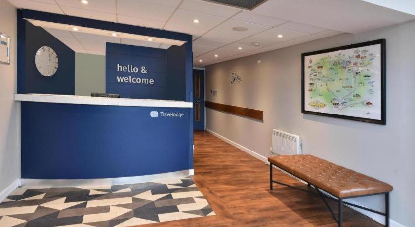 Travelodge Reading M4 Westbound 4/15