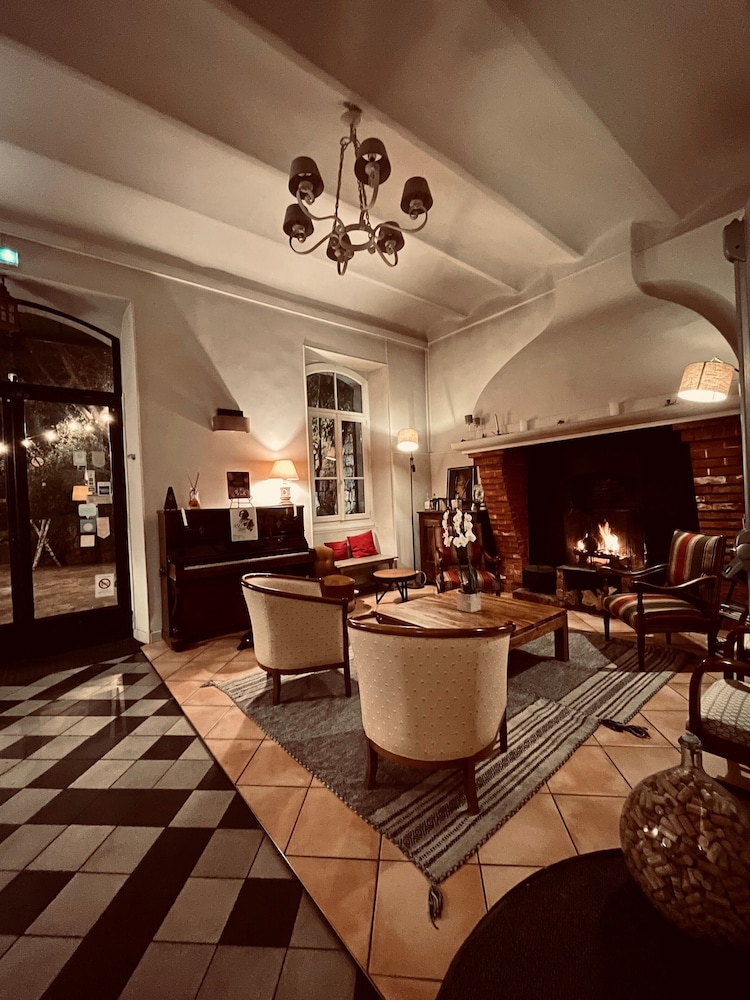 Hotel La Bellaudiere 17/37