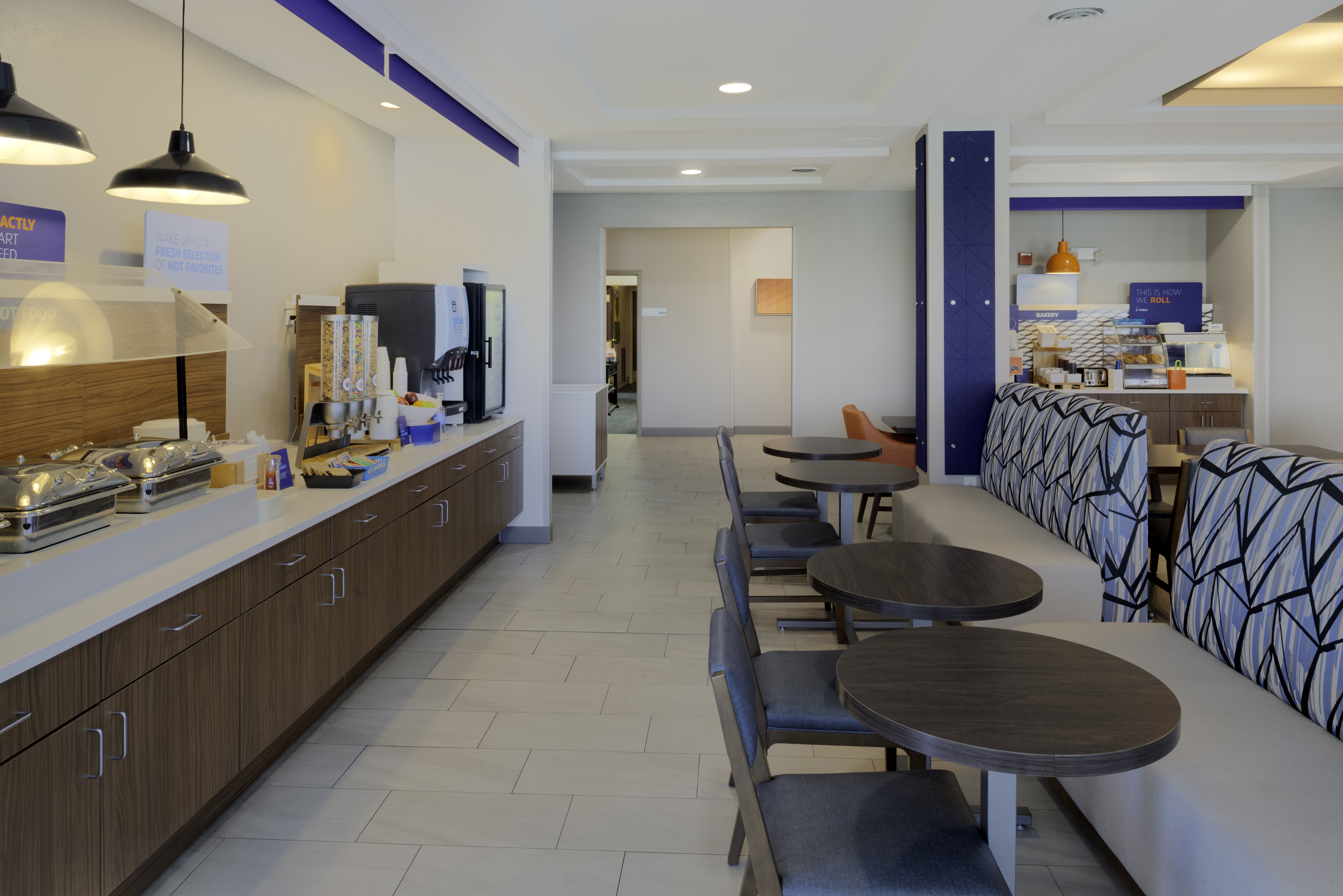 Holiday Inn Express Hotel Suites Fort Atkinson 52/74