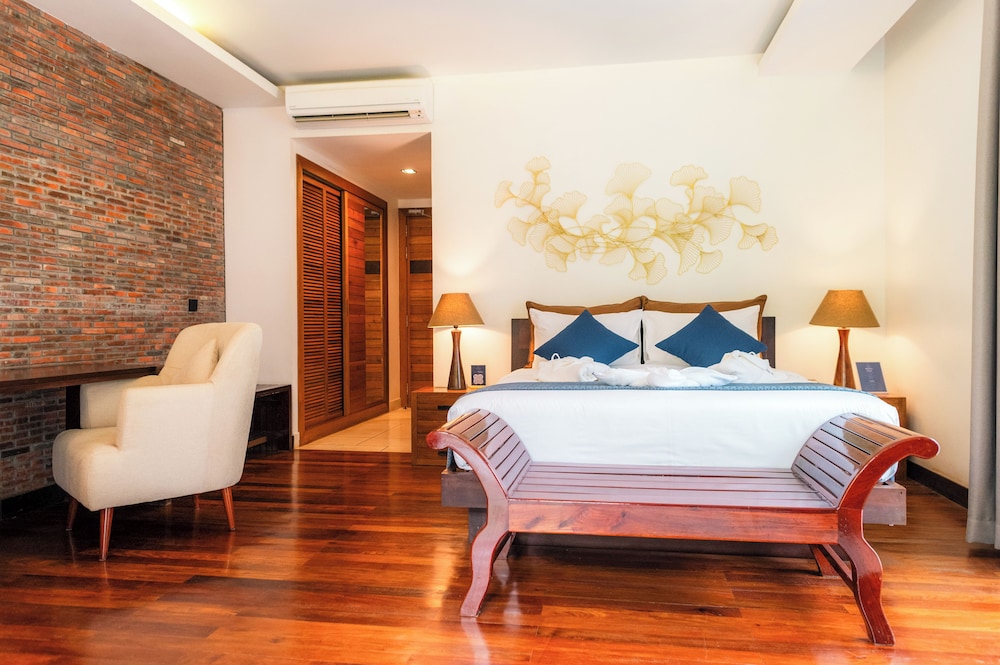 Junior Suite, King Bed
