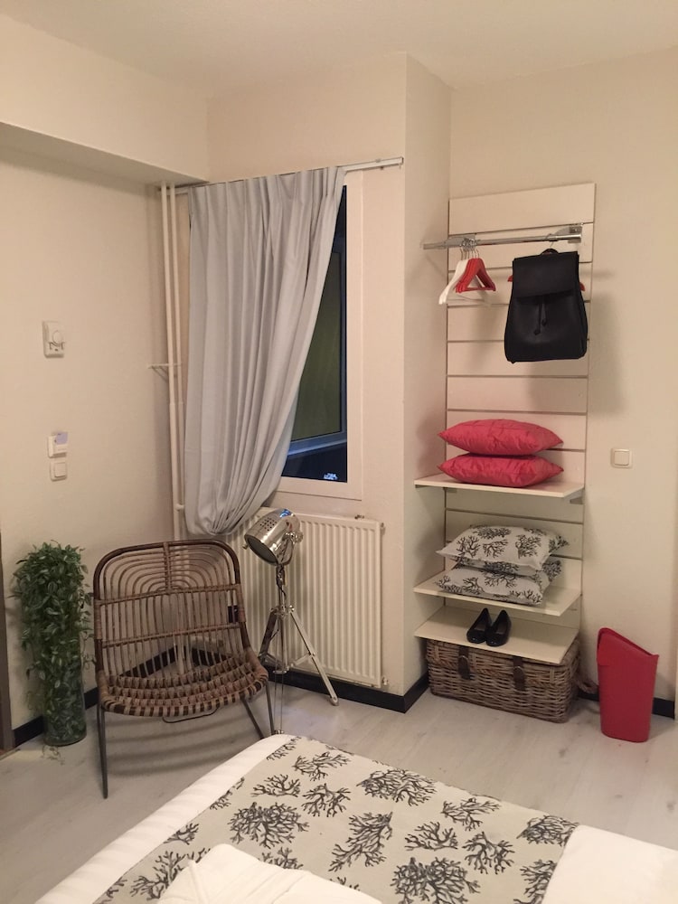 France Hotel Amsterdam 27/50