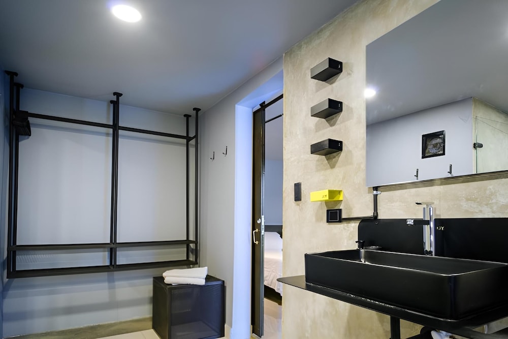 Hostel Joy Cll 85 31/47