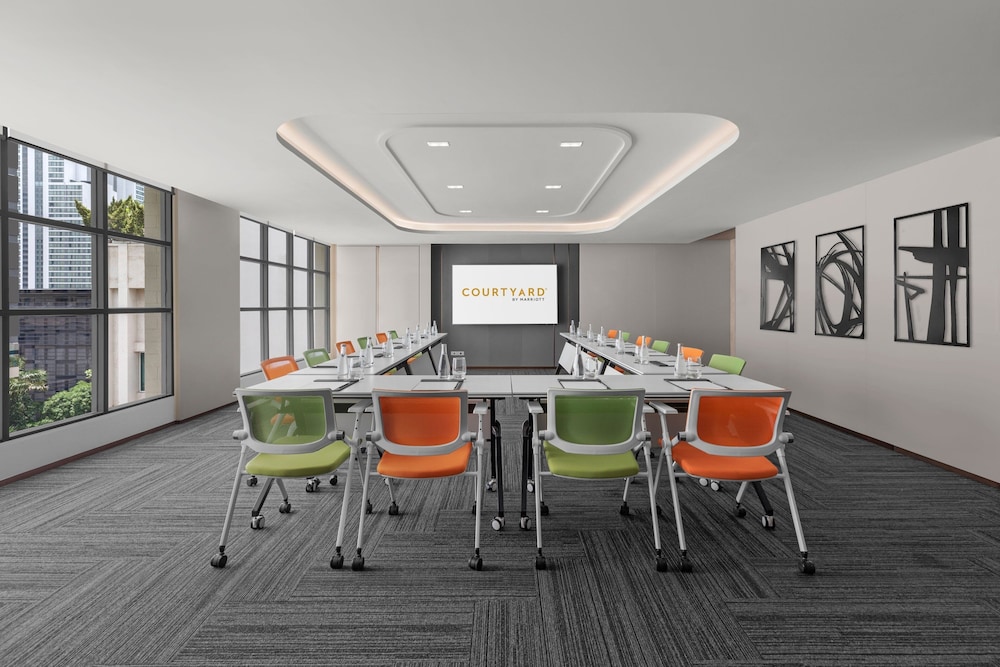 Courtyard By Marriott Bangkok Sukhumvit 20 59/69
