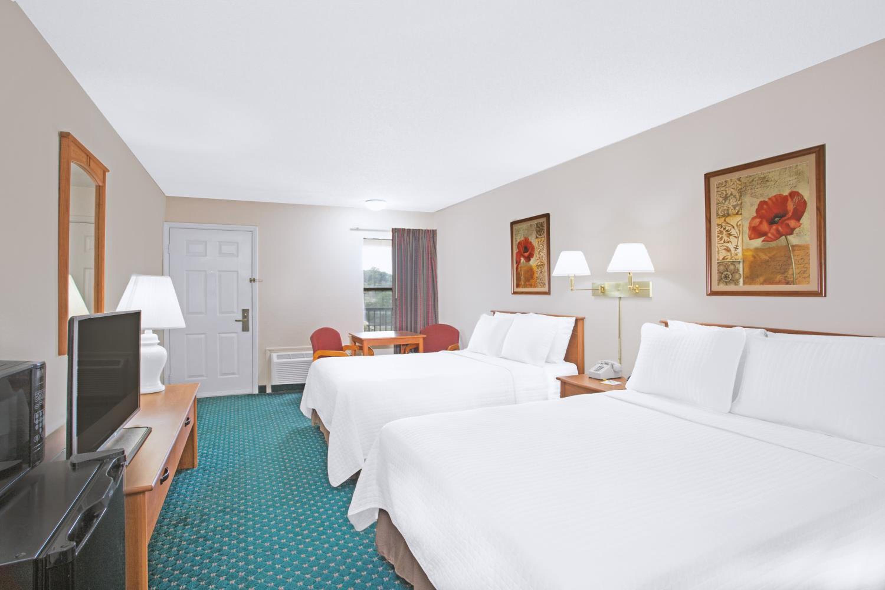 Days Inn by Wyndham Wytheville 11/22