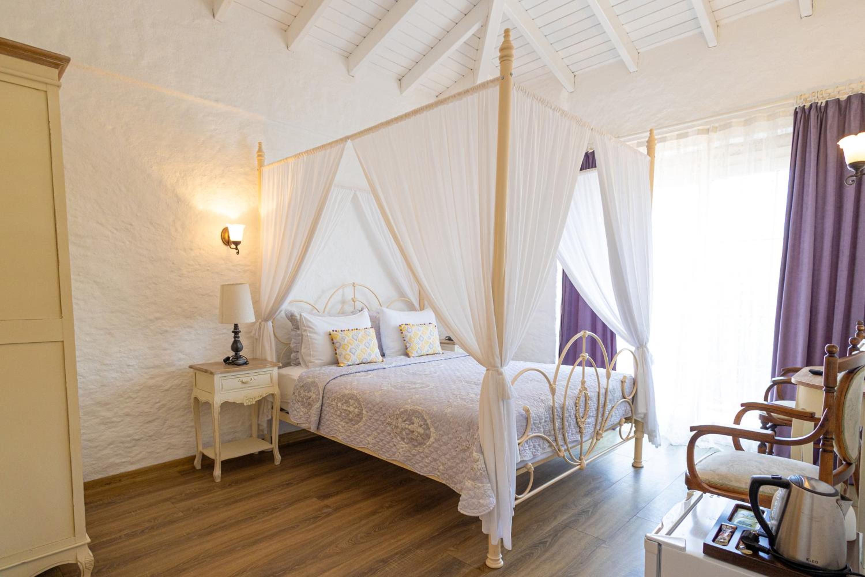غرفة ديلوكس بسرير مزدوج بشرفة، Kupina Butik Otel 5/10