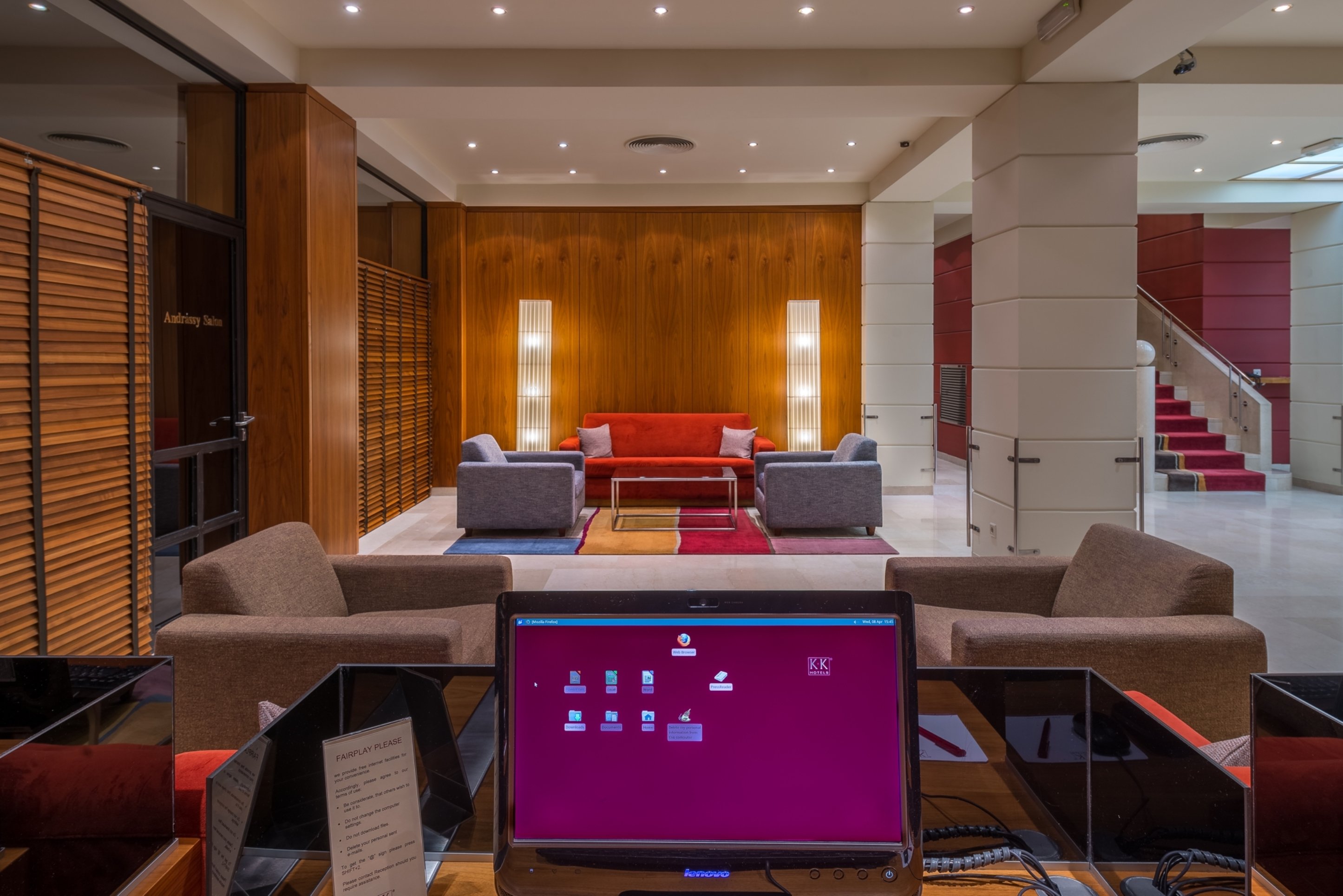 KK Hotel Opera 51/58