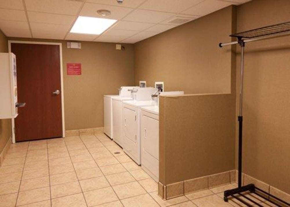 Comfort Suites Pecos 5/42