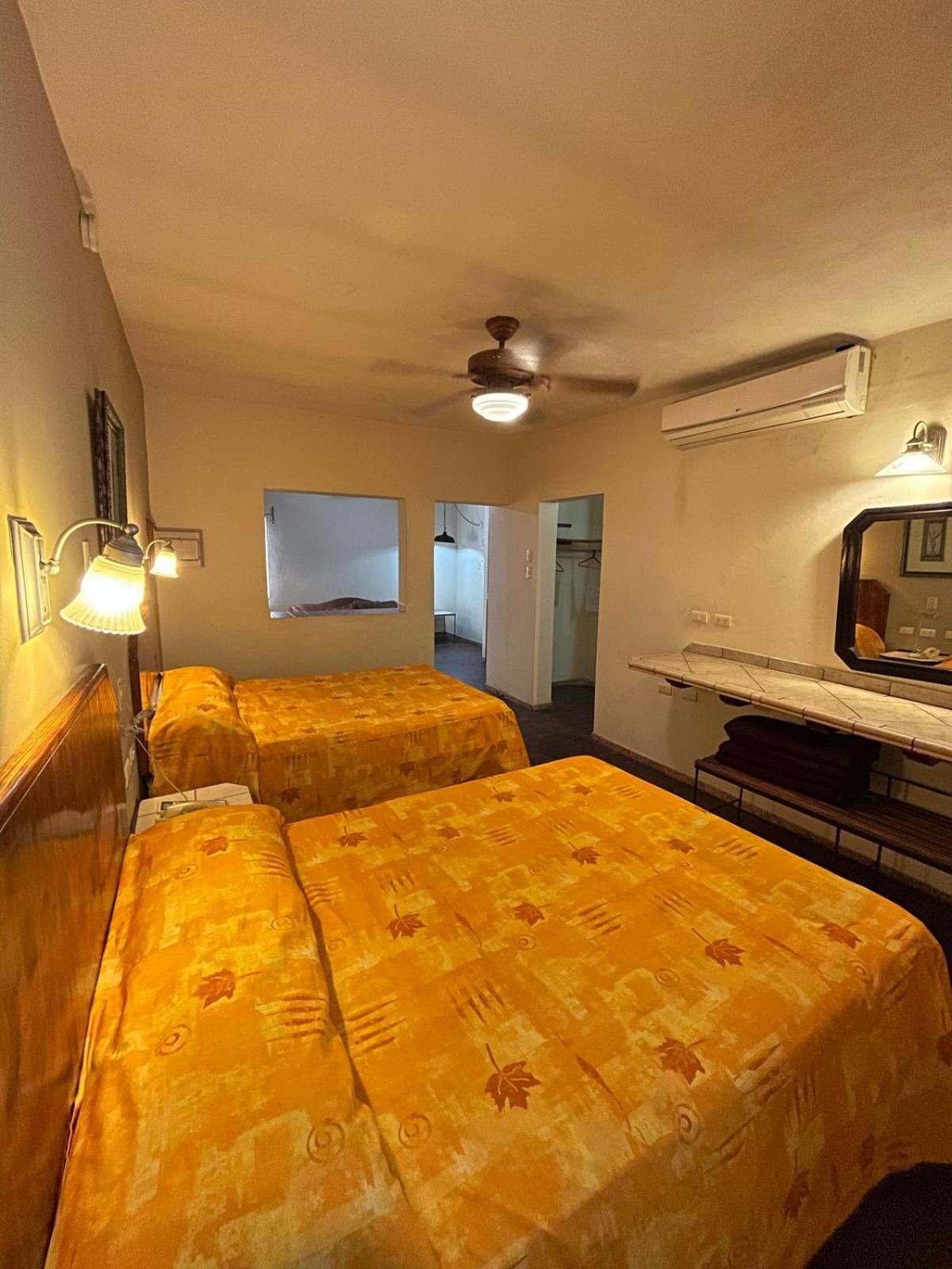 غرفة بسرير مزدوج، Hotel Suites Kino 2/5