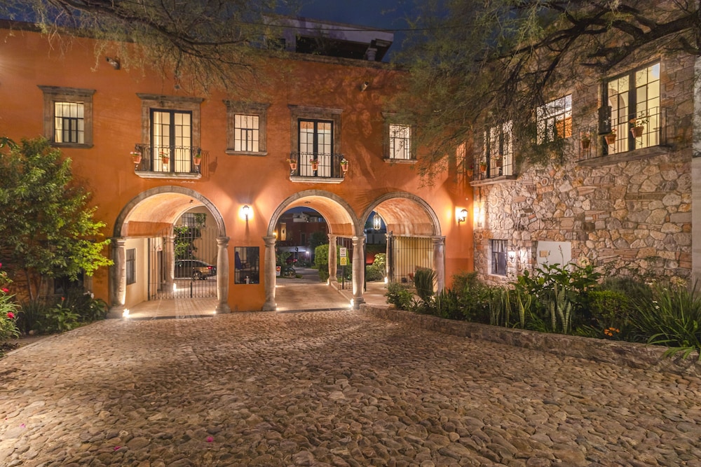 Casa Goyri San Miguel de Allende 44/50