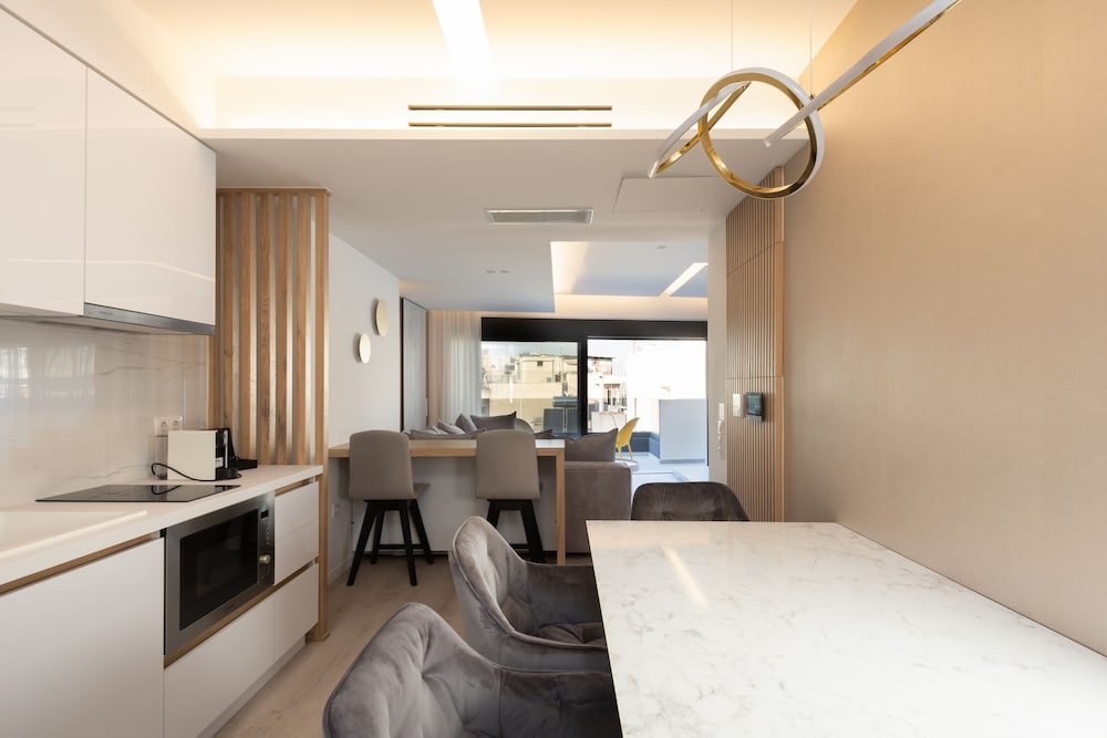 LUX&EASY Acropolis Suites 37/50