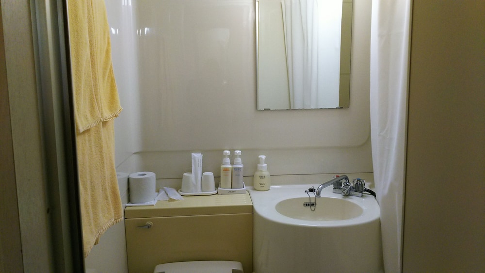 New Central Hotel Katsuta 69/70
