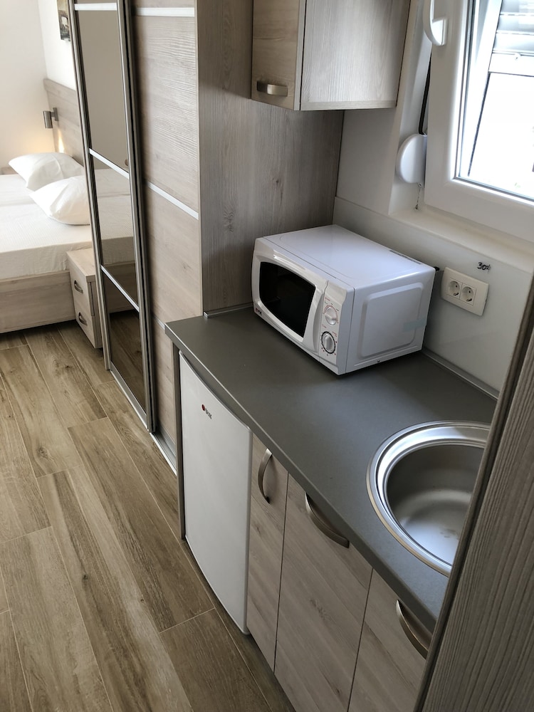 Almare Apartments Budva 47/50
