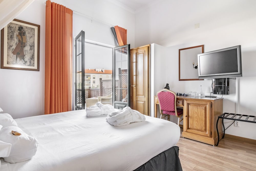 Hotel Dom Vasco 24/87