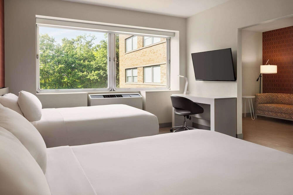 The Orbit Hotel, Trademark Collection by Wyndham 14/42