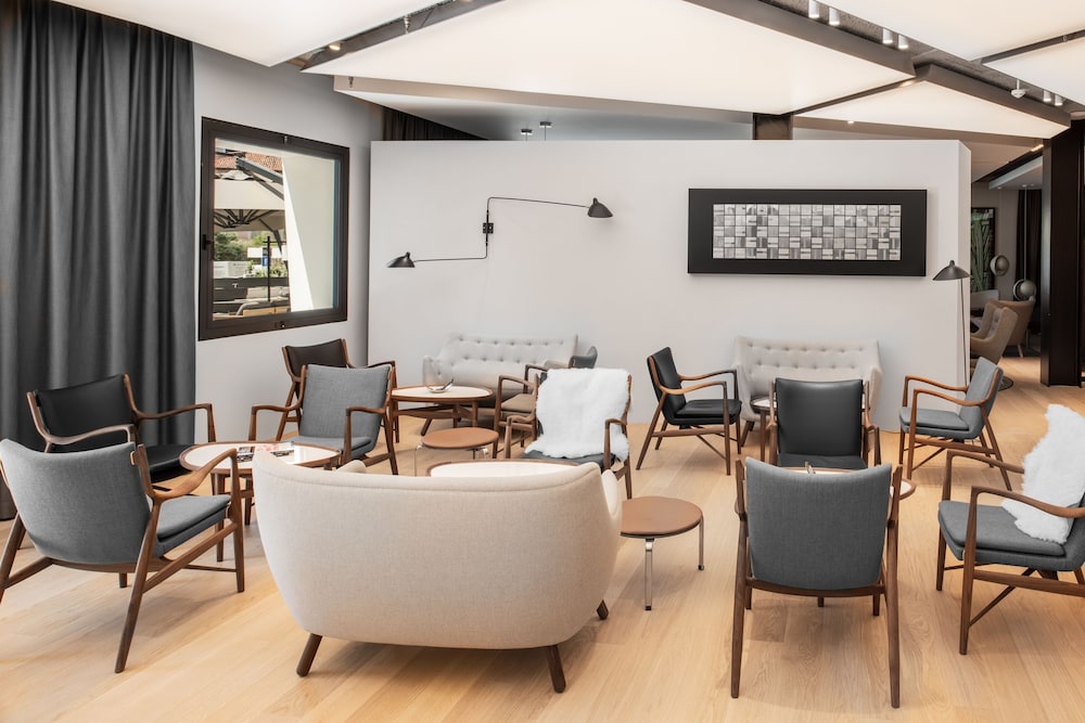 Briig Boutique Hotel 58/72